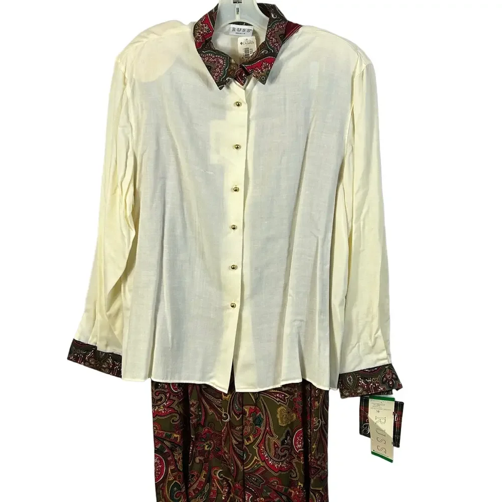 Russ Skirt Set Cream Shirt with Red Paisley Accents and Scarf Size 14/16 Vintage